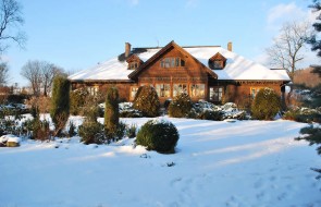 Dwor Trzesniow - Agroturystyka Podkarpacie (3)